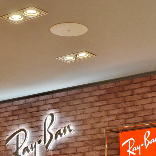 Ray?Ban 宏伊国际广场店——金百博 CIS 商用安装系统的经典应用