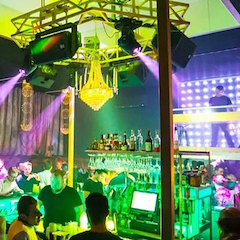 金百博让夜店客与近邻在斯德哥尔摩的Underbara愉快相处